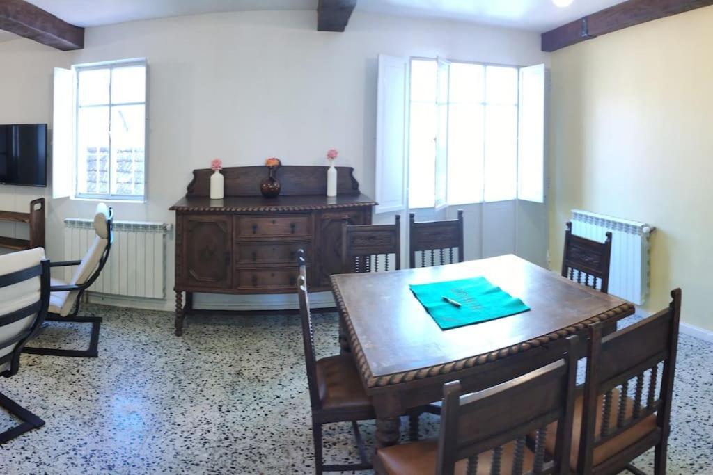Casa Carmina: Casa Para Pequenos Grupos En El Corazon De Galicia 伊里霍 外观 照片